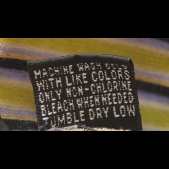 Velvet feel tee. Worn. Loved. Still cute. - Picture 4 of 6